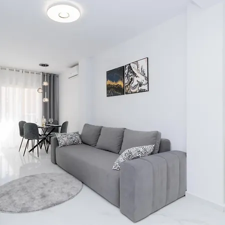 Espanatour Daniel * Торрев'єха